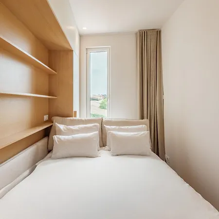 Le Quai, Vue Sur Le Port De Lägenhet